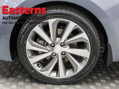 Used 2020 Hyundai Accent Limited image 33