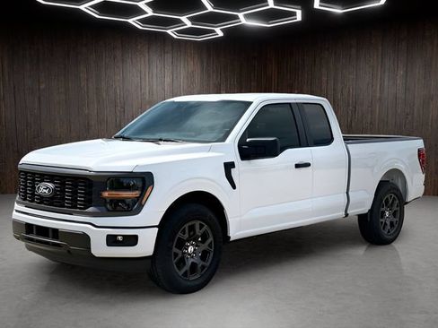 Used 2026 Ford F150 STX w/ Equipment Group 200A RWD image 4