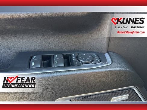 Used 2024 GMC Sierra 2500 SLT w/ SLT Premium Package AWD/4WD image 18