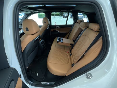 New 2026 BMW X5 xDrive40i w/ M Sport Package image 26