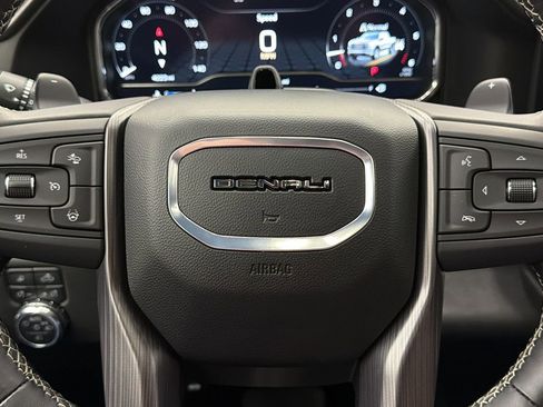 Used 2025 GMC Sierra 1500 Denali Ultimate image 28