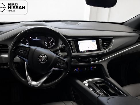 Used 2023 Buick Enclave Premium w/ Experience Buick Package FWD image 9