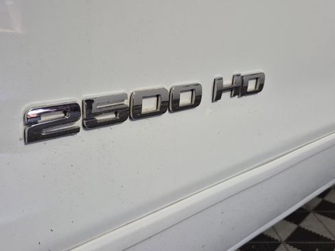 Used 2016 Chevrolet Silverado 2500 LT image 5