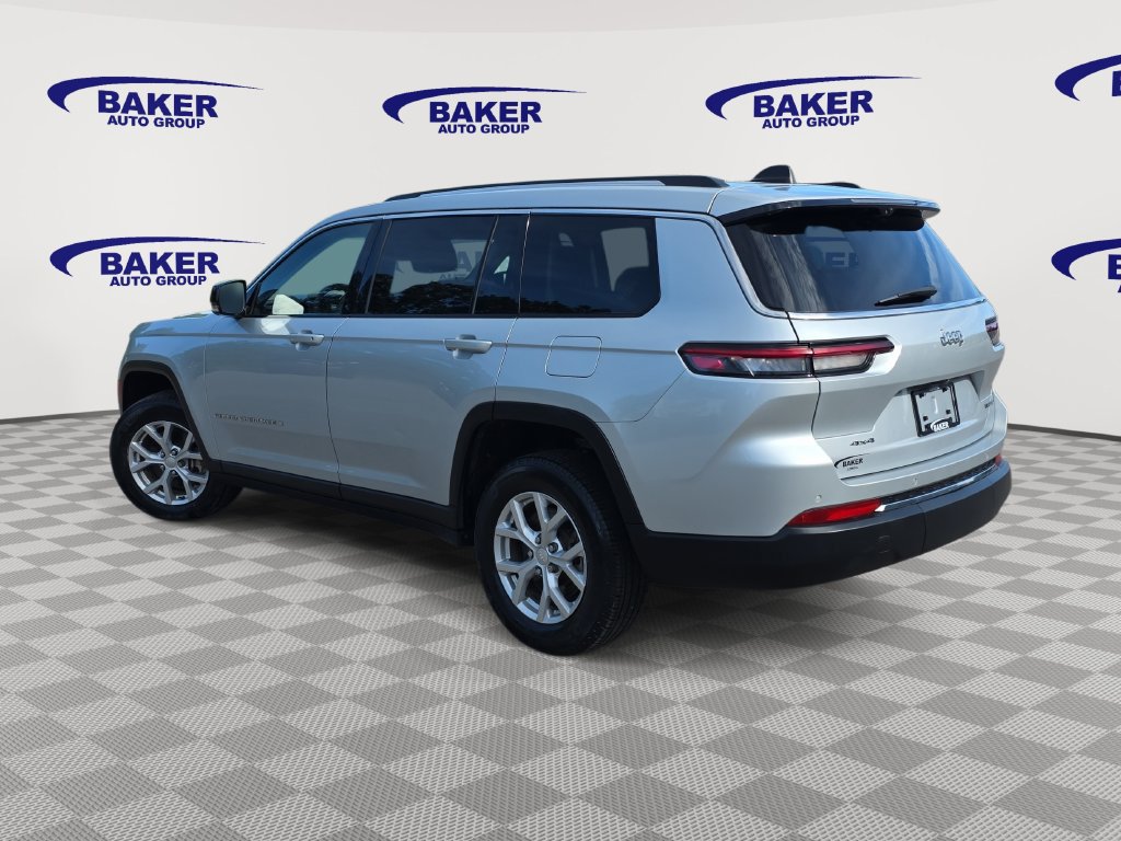 Used 2023 Jeep Grand Cherokee L Limited w/ Luxury Tech Group II AWD/4WD image 5
