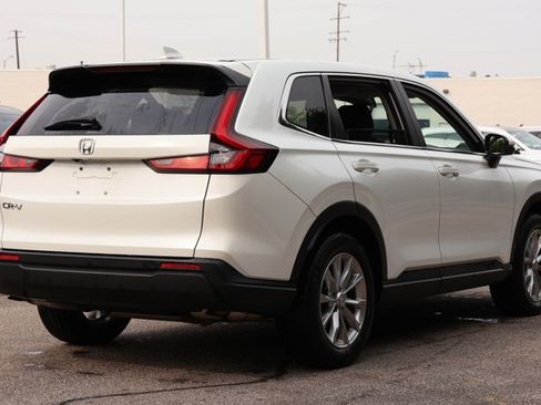 Used 2023 Honda CR-V EX image 6