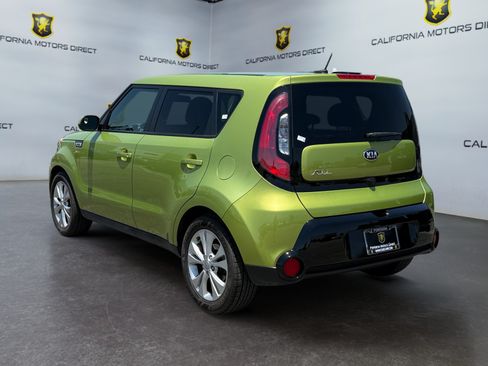 Used 2016 Kia Soul + FWD image 3