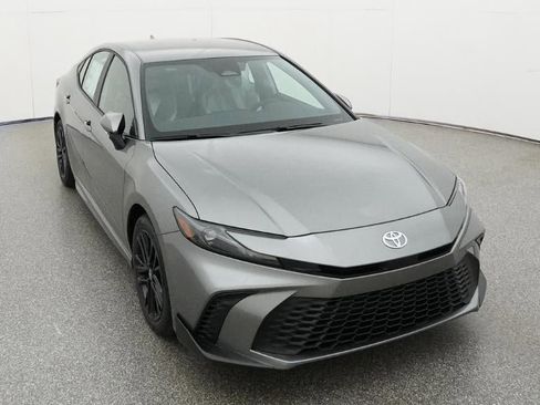 New 2026 Toyota Camry SE FWD image 14