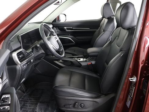 Certified 2023 Kia Telluride S w/ S Sunroof Package AWD/4WD image 31