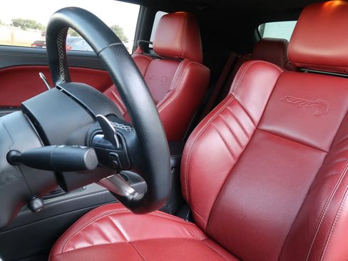 Used 2023 Dodge Challenger SRT Hellcat RWD image 18