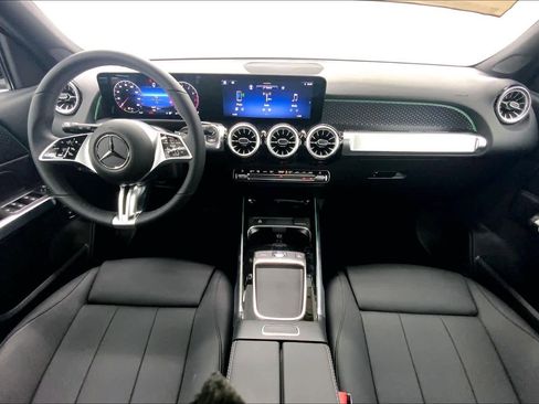 New 2026 Mercedes-Benz GLB 250 image 19