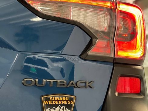 Used 2022 Subaru Outback Wilderness w/ Wilderness Package AWD/4WD image 10
