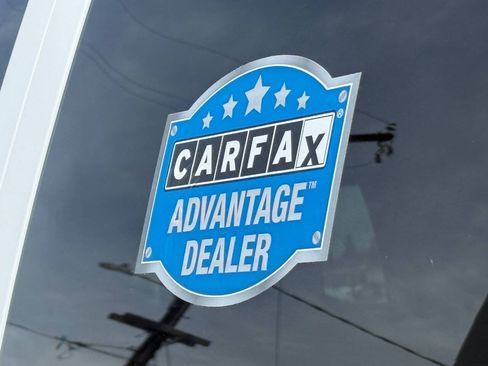 Used 2011 Ford E-350 and Econoline 350 XLT RWD image 19