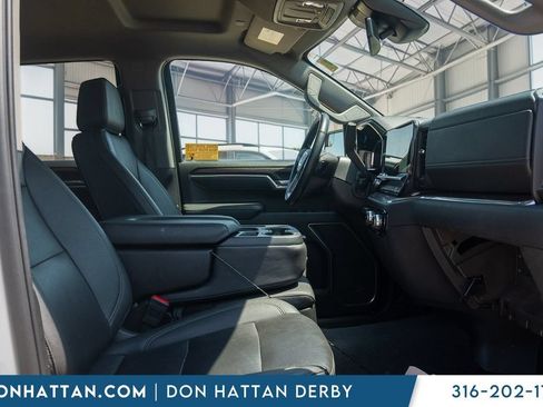 Used 2025 GMC Sierra 1500 SLT AWD/4WD image 24
