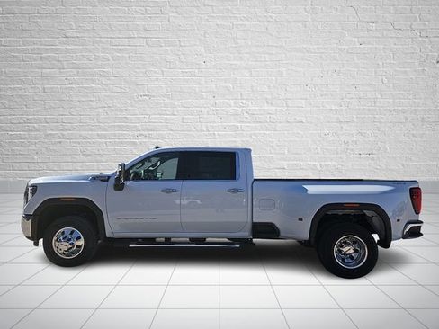 New 2026 GMC Sierra 3500 SLT w/ SLT Premium Package image 2