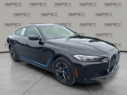 Used 2023 BMW i4 eDrive35 RWD image 4