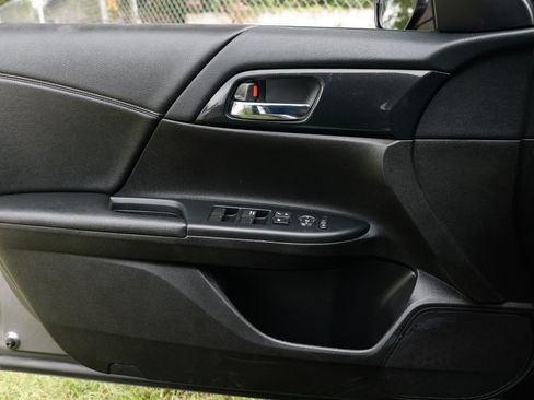 Used 2014 Honda Accord Sport image 43