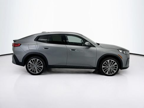 Certified 2026 BMW X2 xDrive28i AWD/4WD image 4