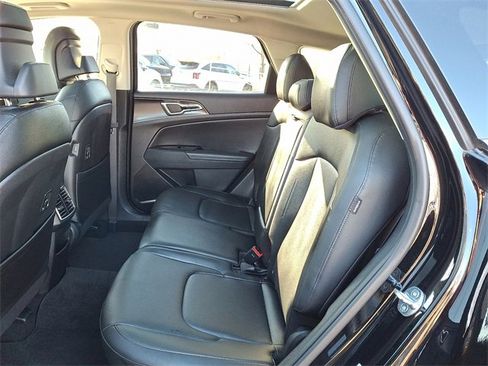 Certified 2025 Kia Sportage EX w/ Premium Package image 9