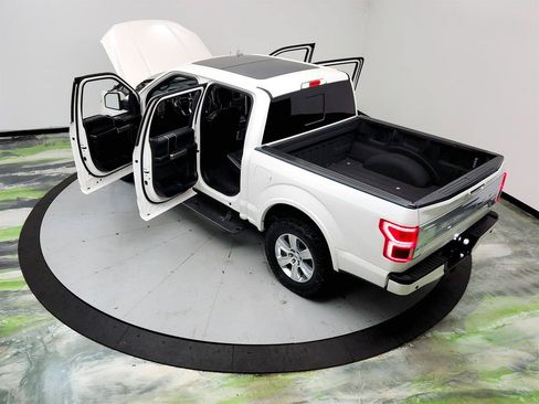 Used 2018 Ford F150 Platinum w/ Equipment Group 701A Luxury AWD/4WD image 41