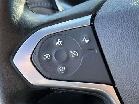 Certified 2023 Chevrolet Traverse LT image 17