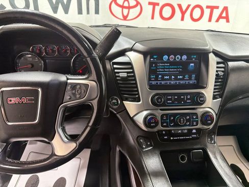 Used 2020 GMC Yukon XL SLT AWD/4WD image 29