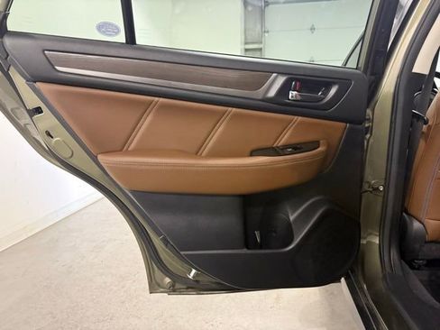 Used 2019 Subaru Outback 3.6R Touring w/ Popular Package #3A image 24