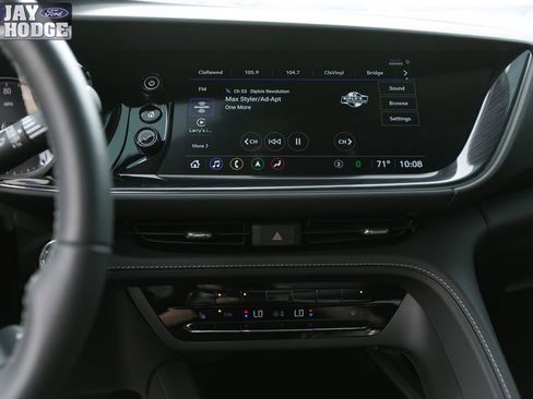 Used 2023 Buick Envision Essence w/ Technology Package I image 20