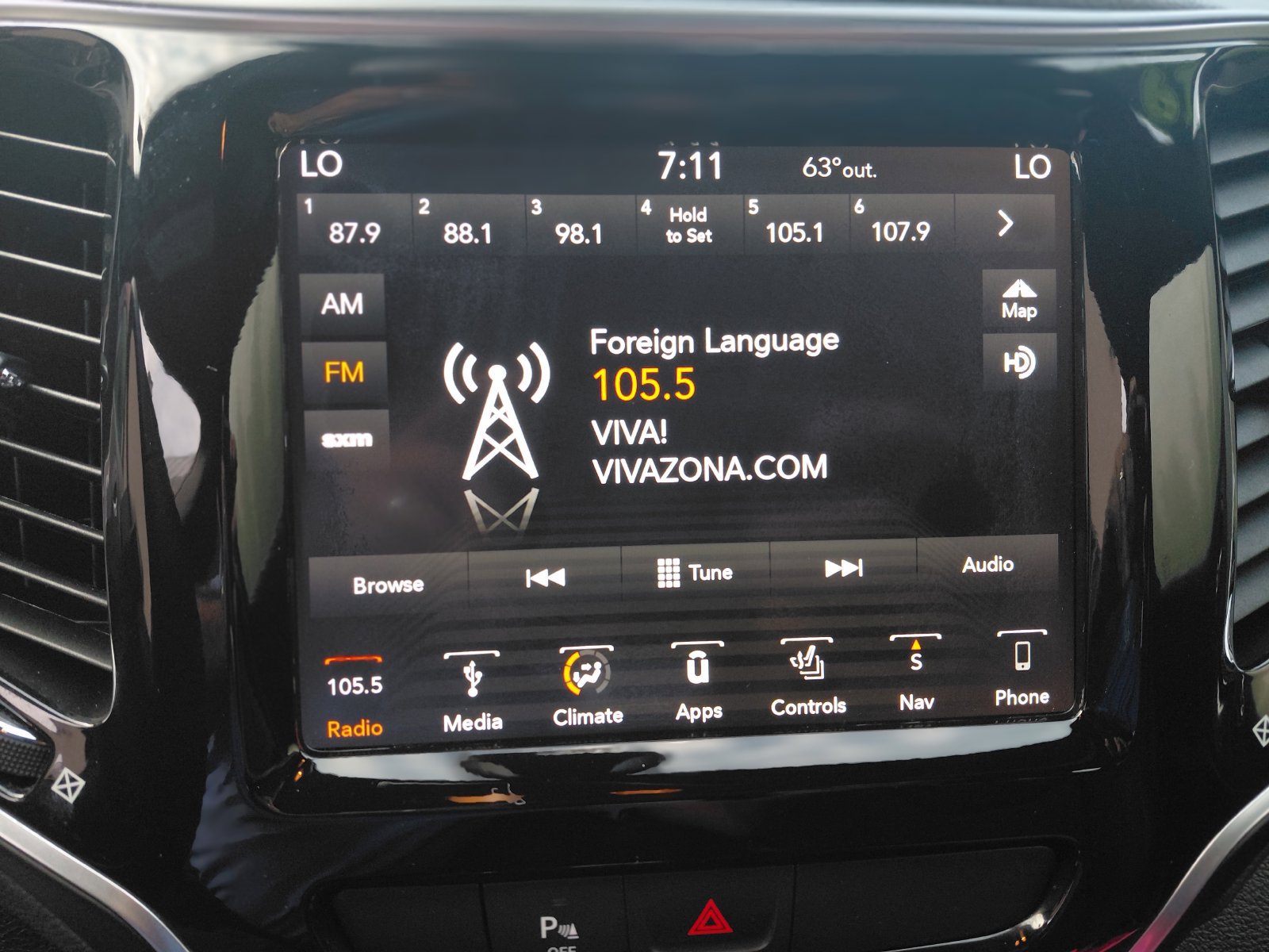 Used 2019 Jeep Cherokee High Altitude AWD/4WD image 12