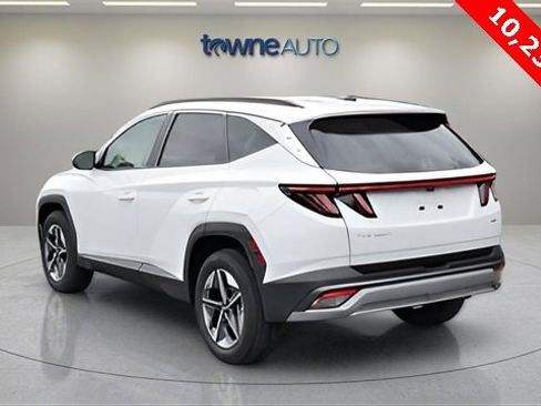 Used 2025 Hyundai Tucson SEL image 3