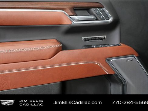 Used 2024 GMC Sierra 1500 Denali Ultimate image 7