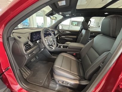 New 2027 Chevrolet Traverse LT w/ Sun and Wheel Package