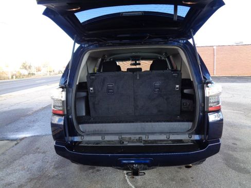 Used 2015 Toyota 4Runner SR5 RWD image 27