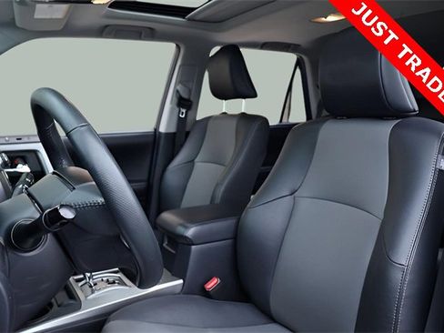 Used 2019 Toyota 4Runner SR5 Premium image 13