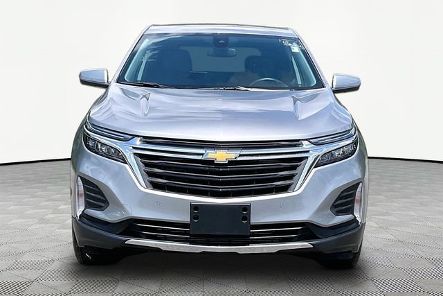 Used 2023 Chevrolet Equinox LT AWD/4WD image 2