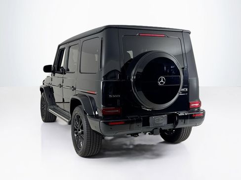 Used 2021 Mercedes-Benz G 550 image 3