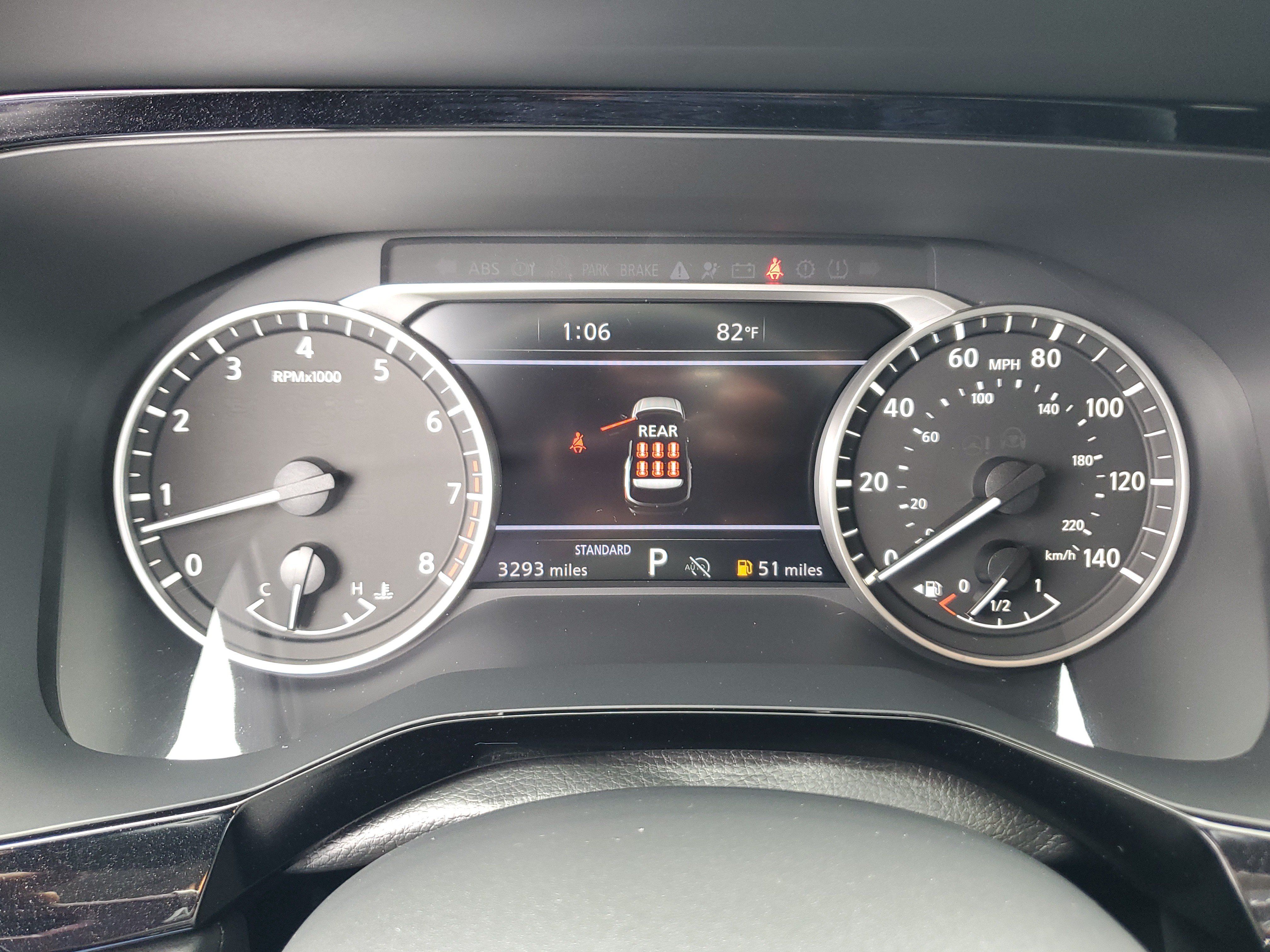 Used 2025 Nissan Pathfinder SL FWD image 34