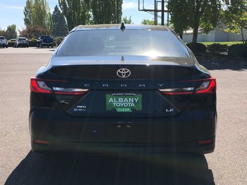 Used 2025 Toyota Camry LE w/ Convenience Package AWD/4WD image 5
