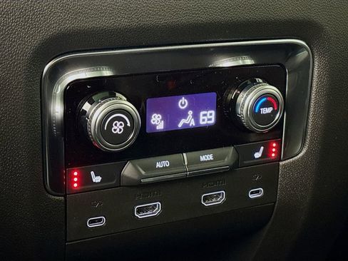 New 2026 GMC Yukon Denali w/ Advanced Technology Package image 27