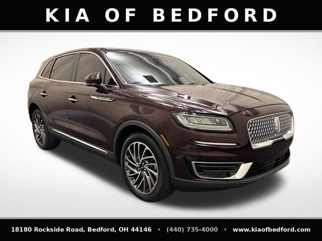 Used 2020 Lincoln Nautilus Reserve AWD/4WD image 3