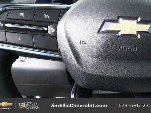 Used 2025 Chevrolet Equinox LT w/ Convenience Package II image 10