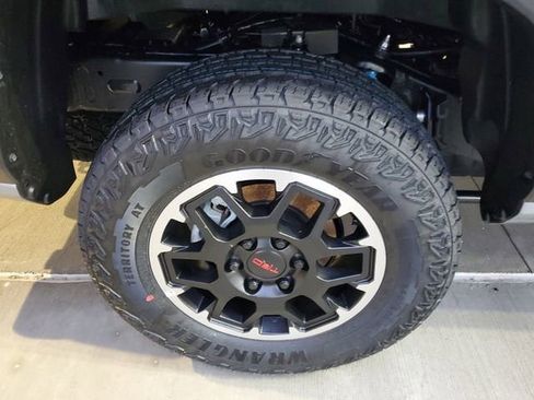 New 2026 Toyota Tacoma TRD Off-Road AWD/4WD image 5
