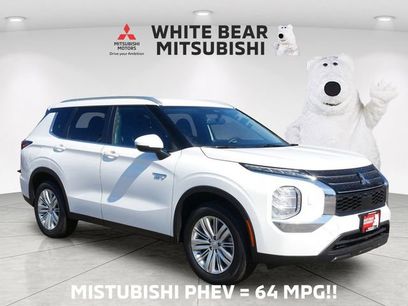 Used 2025 Mitsubishi Outlander ES