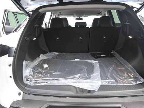 New 2025 Nissan Murano SV image 18