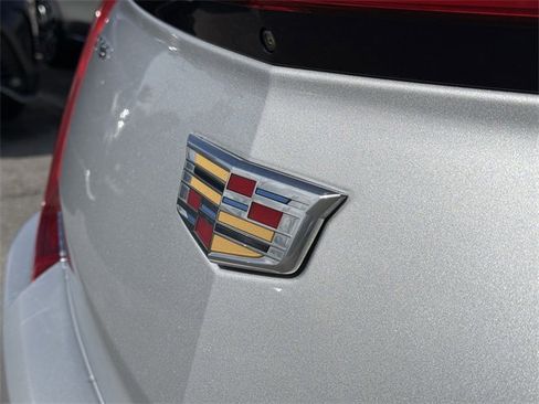 Used 2019 Cadillac XTS Luxury image 12