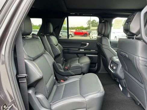 New 2026 Ford Expedition Max Platinum AWD/4WD image 10