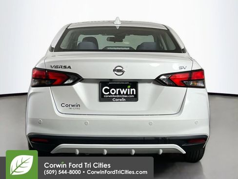 Used 2020 Nissan Versa SV image 13