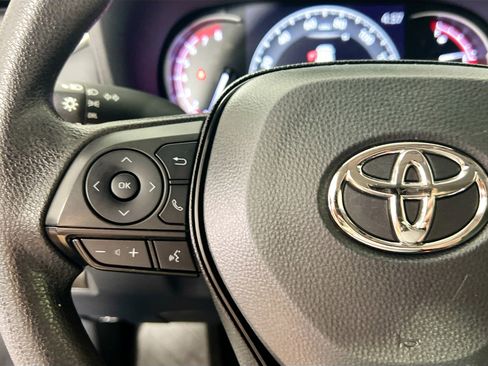 Used 2023 Toyota RAV4 LE image 18