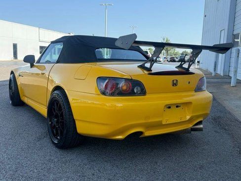 Used 2005 Honda S2000 image 2