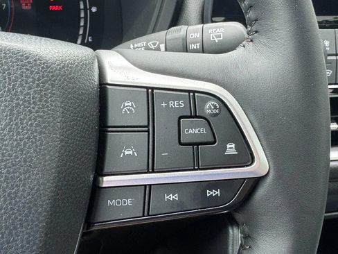 Used 2026 Toyota Grand Highlander AWD image 28
