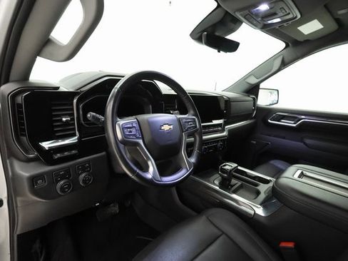 Used 2022 Chevrolet Silverado 1500 LTZ w/ Technology Package image 10